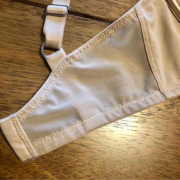 Natori Bra Full-Figure 38DD - Nude - Picture 5 of 8